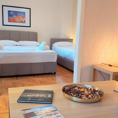 Big Apartment In Acropolis Museum Atene Esterno foto